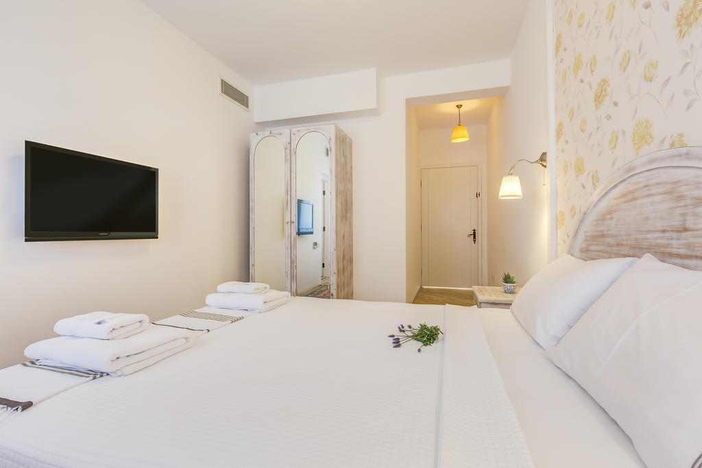Ev Bharat Butique Hotel, אלאקאטי מראה חיצוני תמונה